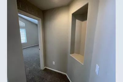 10541 W Almeria Road, Avondale, AZ 85392 - Photo 6