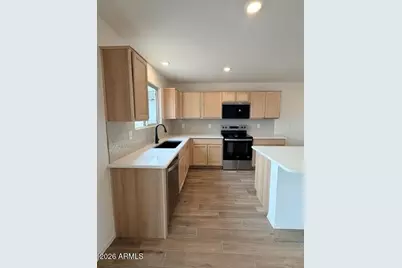 48567 N San Vincent Lane, Gold Canyon, AZ 85118 - Photo 2