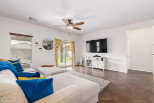 10811 W El Cortez Pl, Peoria, AZ 85383 - Photo 2