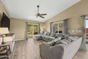 1502 S Prospectors Rd, Apache Junction, AZ 85119 - Photo 10