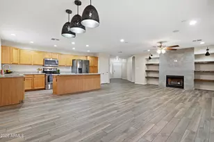 8744 W Lone Cactus Dr, Peoria, AZ 85382 - Photo 10