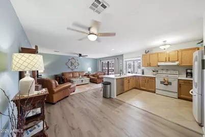 17819 N Del Webb Boulevard, Sun City, AZ 85373 - Photo 12