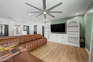 1026 W Halstead Dr, Phoenix, AZ 85023 - Photo 8