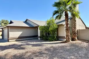 276 S Cypress Ct, Chandler, AZ 85226 - Photo 8