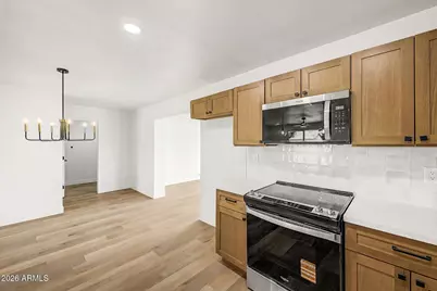 4837 W Highland Avenue, Phoenix, AZ 85031 - Photo 14