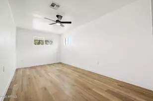 4837 W Highland Ave, Phoenix, AZ 85031 - Photo 24