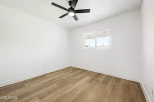 4837 W Highland Ave, Phoenix, AZ 85031 - Photo 26
