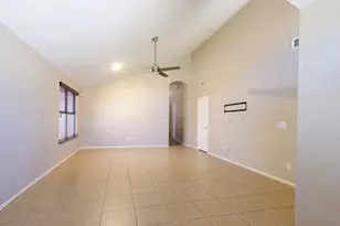 547 E Cathy Dr, Gilbert, AZ 85296 - Photo 4