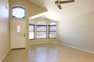 547 E Cathy Dr, Gilbert, AZ 85296 - Photo 2