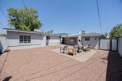 1221 E Highland Avenue #3, Phoenix, AZ 85014 - Photo 16