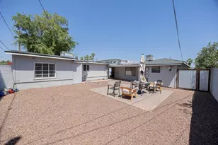 1221 E Highland Ave, Phoenix, AZ 85014 - Photo 16