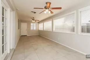 2631 S Holbrook Ln, Tempe, AZ 85282 - Photo 8