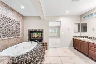 935 E San Carlos Way, Chandler, AZ 85249 - Photo 52