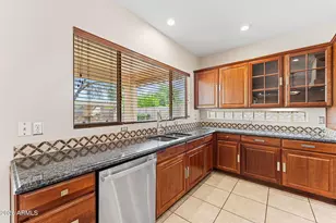 935 E San Carlos Way, Chandler, AZ 85249 - Photo 32