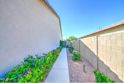 2810 E Omega Drive, San Tan Valley, AZ 85143 - Photo 24