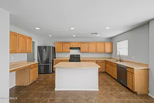 3131 W Apollo Rd, Phoenix, AZ 85041 - Photo 14