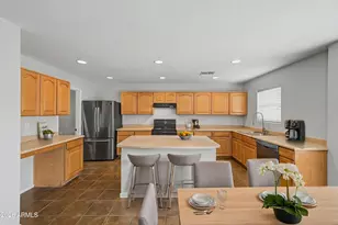 3131 W Apollo Rd, Phoenix, AZ 85041 - Photo 16