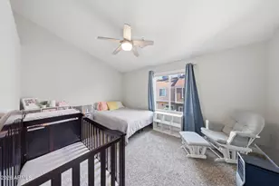18830 N 34th Ln, Phoenix, AZ 85027 - Photo 20