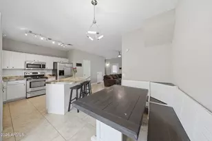 18830 N 34th Ln, Phoenix, AZ 85027 - Photo 10