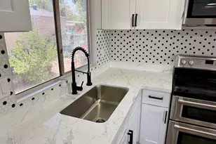 8601 N 71st Ave, Glendale, AZ 85301 - Photo 8