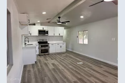 8601 N 71st Avenue #117, Glendale, AZ 85301 - Photo 6