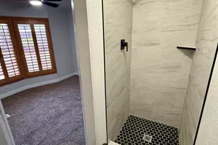 8601 N 71st Ave, Glendale, AZ 85301 - Photo 16