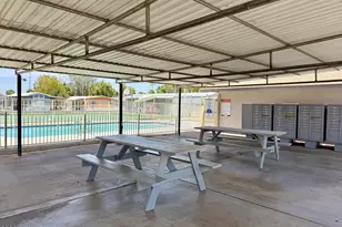 8601 N 71st Ave, Glendale, AZ 85301 - Photo 28