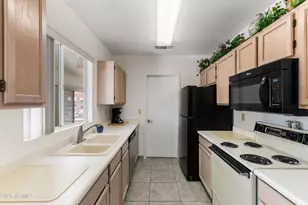 6381 S Championship Dr, Chandler, AZ 85249 - Photo 12