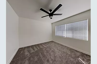 2431 W Shady Glen Avenue, Phoenix, AZ 85023 - Photo 10