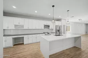 533 W Harwell Rd., Phoenix, AZ 85041 - Photo 14