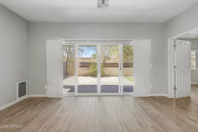 533 W Harwell Road, Phoenix, AZ 85041 - Photo 10