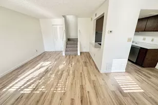 8029 N 32nd Ln, Phoenix, AZ 85051 - Photo 8
