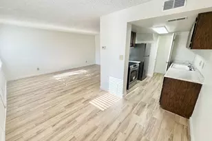 8029 N 32nd Ln, Phoenix, AZ 85051 - Photo 12