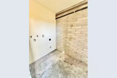 8029 N 32nd Lane, Phoenix, AZ 85051 - Photo 32