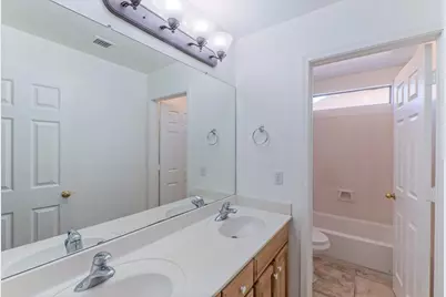 17856 W Watson Lane, Surprise, AZ 85388 - Photo 20