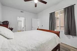 2929 W Yorkshire Dr, Phoenix, AZ 85027 - Photo 14