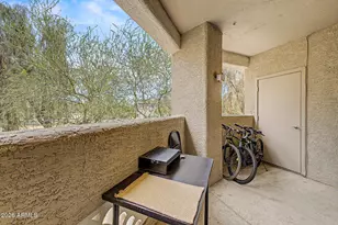 2929 W Yorkshire Dr, Phoenix, AZ 85027 - Photo 26