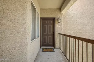 2929 W Yorkshire Dr, Phoenix, AZ 85027 - Photo 2