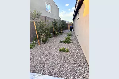 13461 W Cassia Trail, Peoria, AZ 85383 - Photo 32