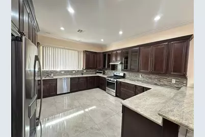 6830 N 14th Street, Phoenix, AZ 85014 - Photo 1