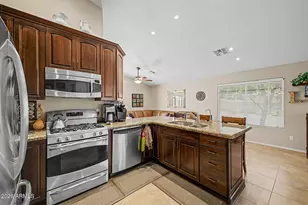 16036 N 11th Ave, Phoenix, AZ 85023 - Photo 12