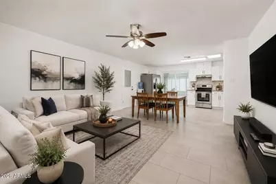 11025 W Cherry Hills Drive W, Sun City, AZ 85351 - Photo 2