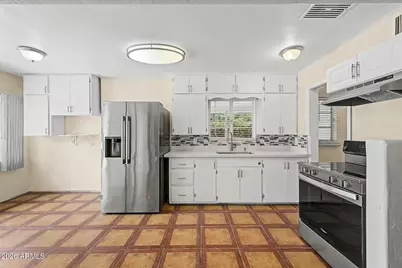 6620 N 60th Avenue, Glendale, AZ 85301 - Photo 16