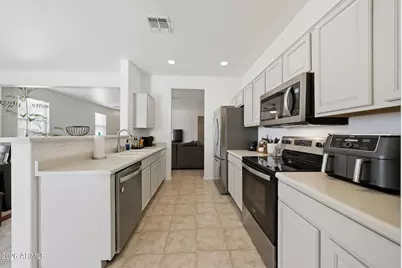 7027 W St Charles Avenue, Laveen, AZ 85339 - Photo 12