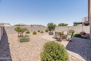25152 N 135th Ave, Peoria, AZ 85383 - Photo 40