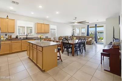 25152 N 135th Avenue, Peoria, AZ 85383 - Photo 4