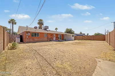 3616 W Stella Lane, Phoenix, AZ 85019 - Photo 26