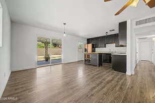 3616 W Stella Ln, Phoenix, AZ 85019 - Photo 10