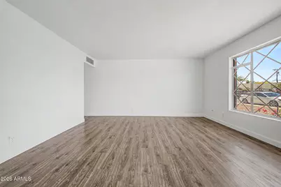 3616 W Stella Lane, Phoenix, AZ 85019 - Photo 4