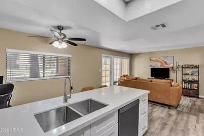 18811 N 19th Avenue #1015, Phoenix, AZ 85027 - Photo 6